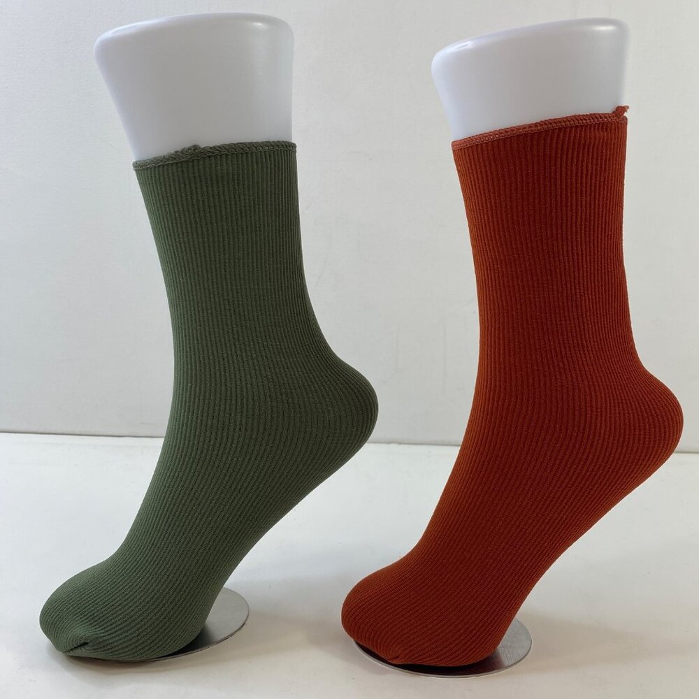 Womens Crew Socks Set 2 Solid Ribbed Green Rust Red - Picture 1 of 3